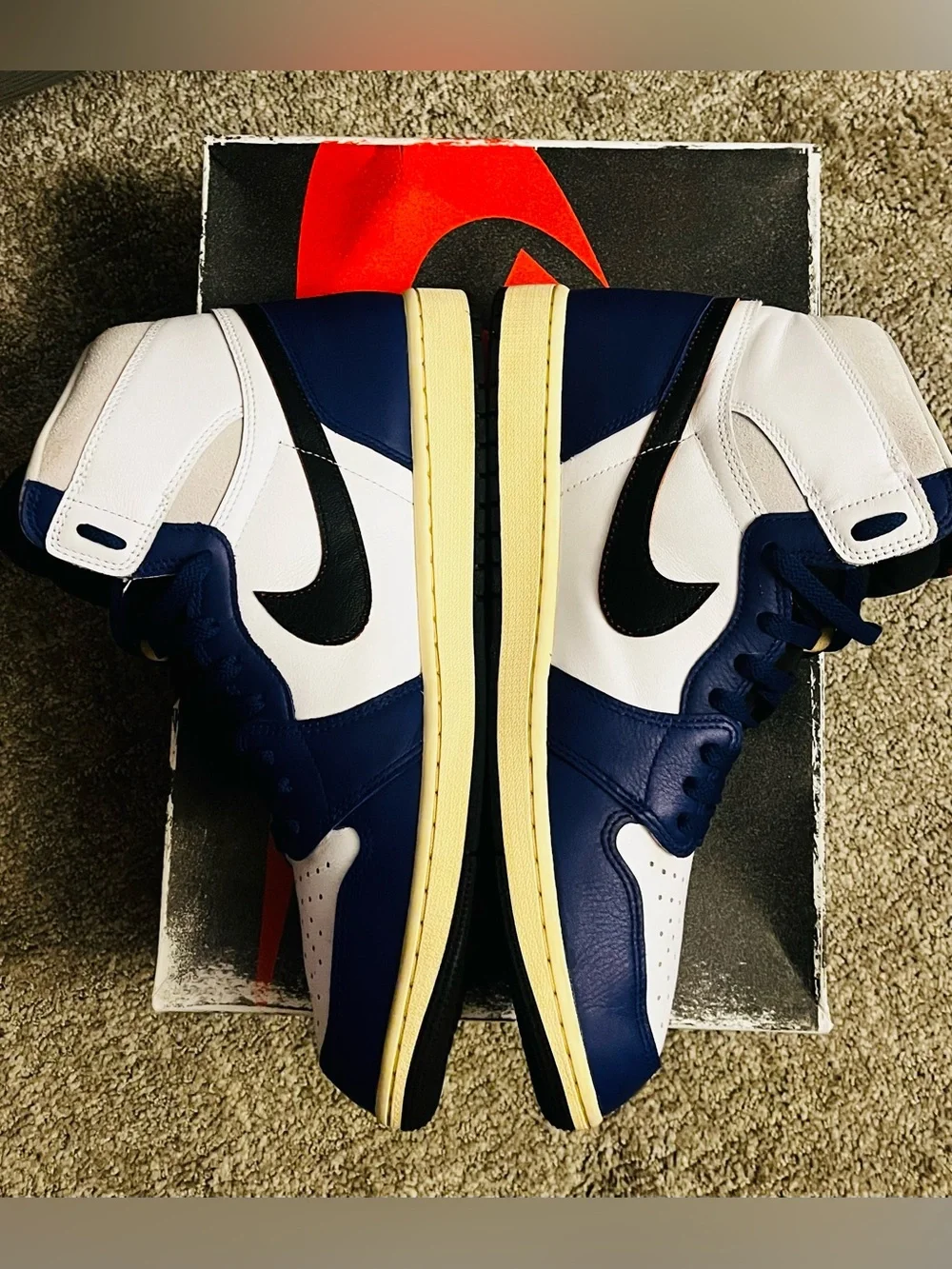 ✨Jordan 1 Retro High OG ‘Rare Air’, Men’s Size 14 / Women’s 15.5✨